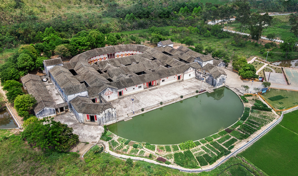 梅州围龙屋（磐安围）   （欧泳  摄）.jpg