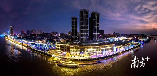 容桂渔人码头是顺德美食集聚区。资料图片 容桂渔人码头是顺德美食集聚区。资料图片